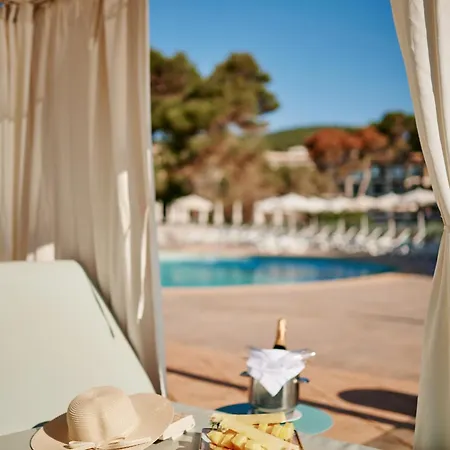 Aluasoul Carolina - Adults Only Hotel